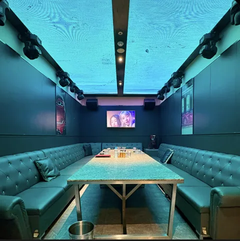 CLUB 룸